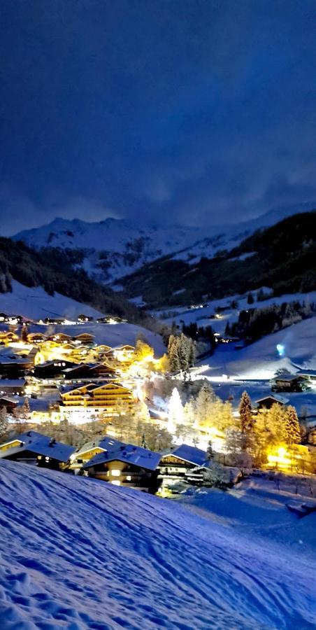 شقة Alpbach Loft المظهر الخارجي الصورة